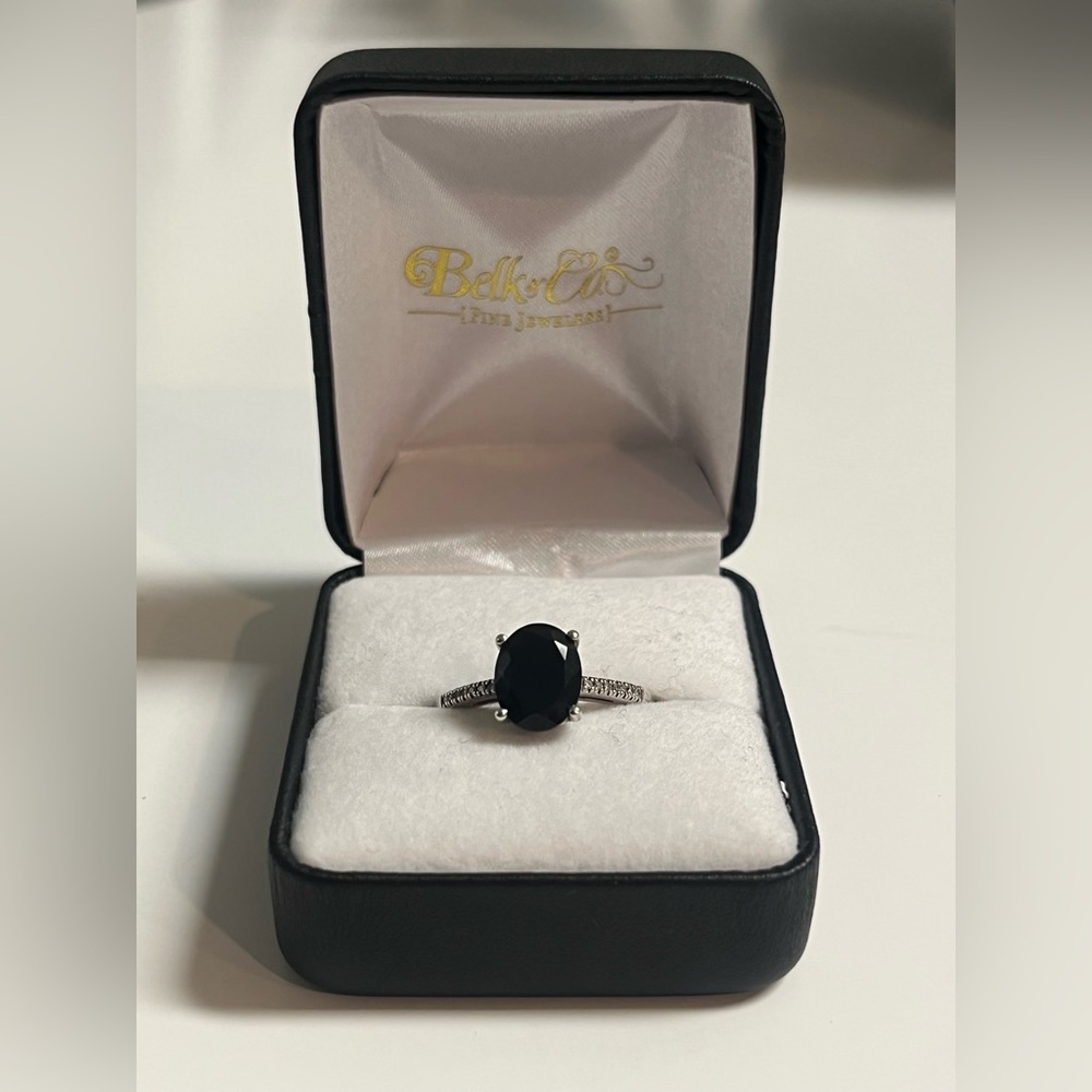 Belk & Co. Onyx & Diamond Sterling Silverver Ring Size 7